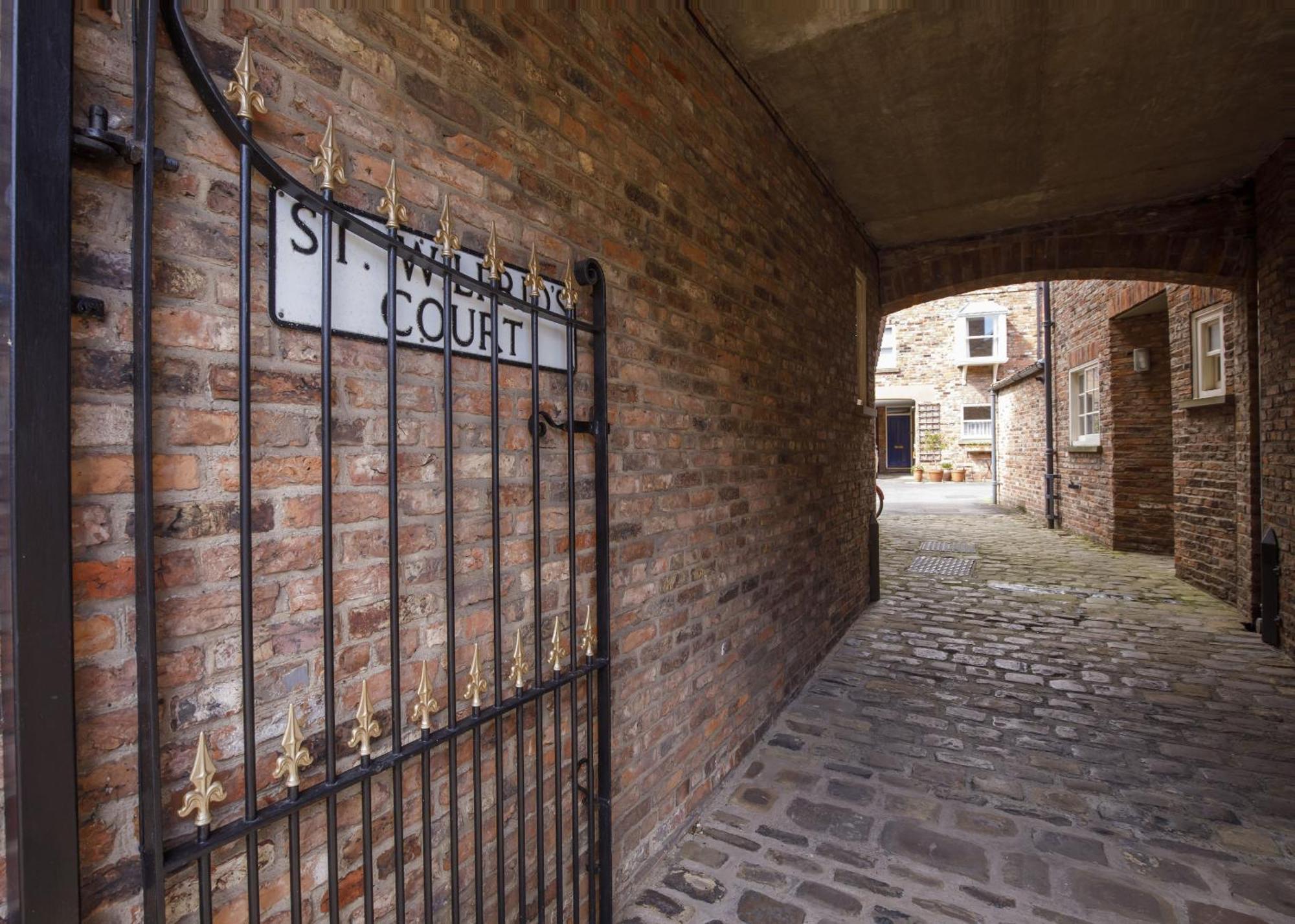 St Wilfrid'S Court Apartment York Exterior photo